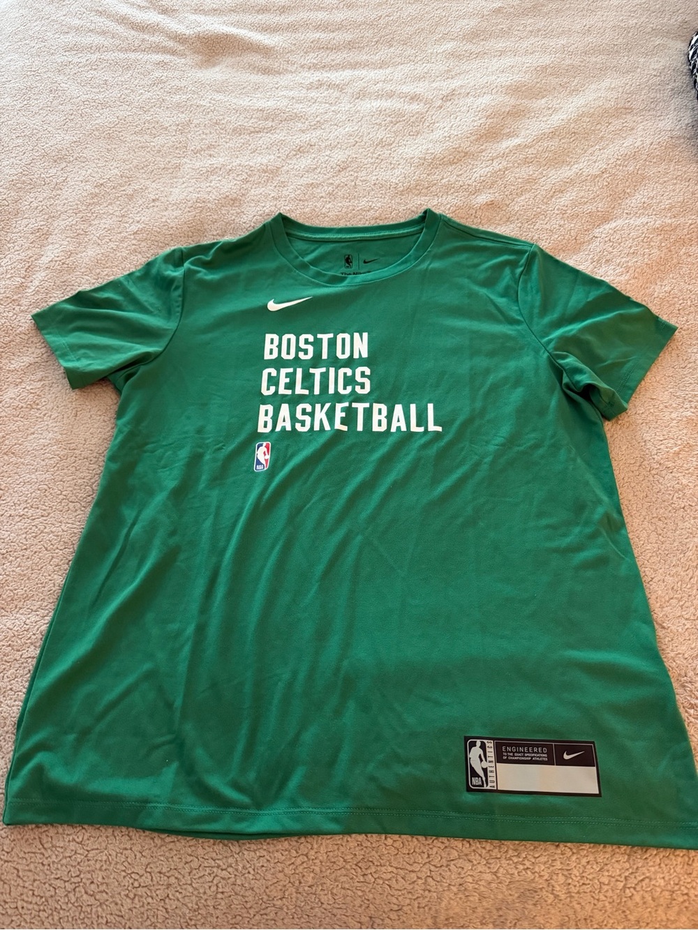 Nike Green Boston Celtics Basketball Tee Size M